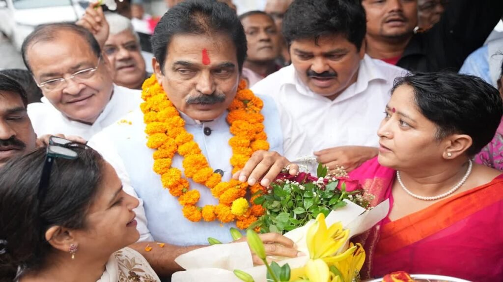 1783601487_hindi-news-17.jpg